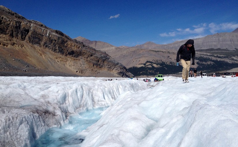 The Epic Icefield Parkway : The Athabasca&nbsp;Glacier